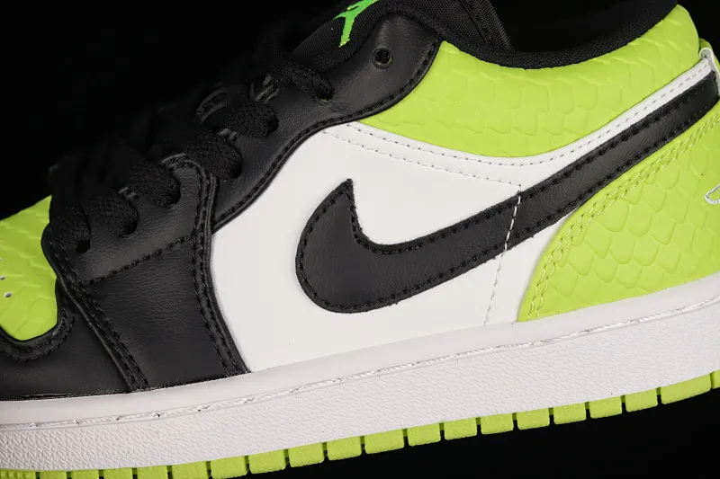 All categories Air Jordan Jordan series basketball shoes Air Jordan 1 Low Z version Air Jordan 1 Low AJ1 Joe 1 Green Snake Low-top cultural basketball shoes DX4446-301